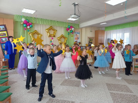 ПОСЛЕДНИЙ ПРАЗДНИК ДОШКОЛЬНОГО ДЕТСТВА… ПОСЛЕДНИЙ ПРАЗДНИК ДОШКОЛЬНОГО ДЕТСТВА….